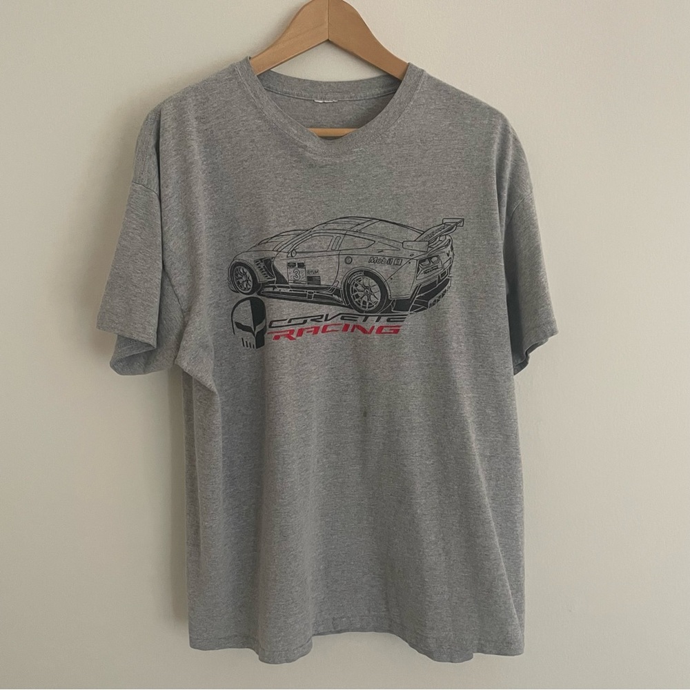 Bundle of 5 Vintage Graphic Tees and Shirts
